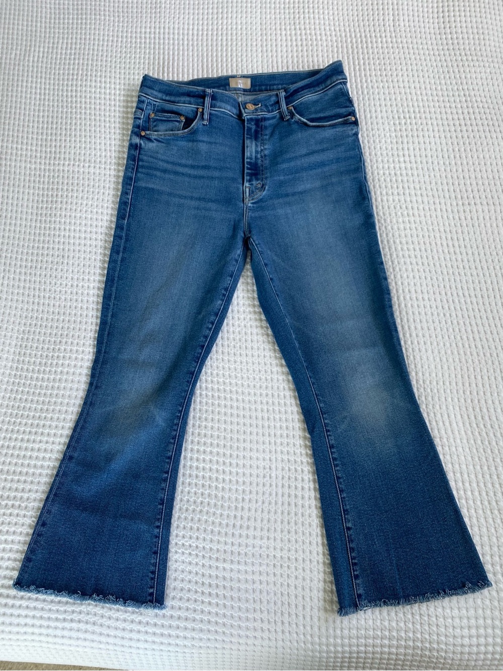 Mother Jeans The Weekender Fray Size 31 Color Grasping At Straws Blue Denim